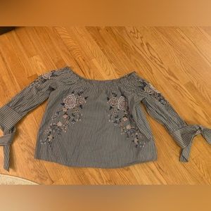 American Eagle Off the Shoulder Shirt